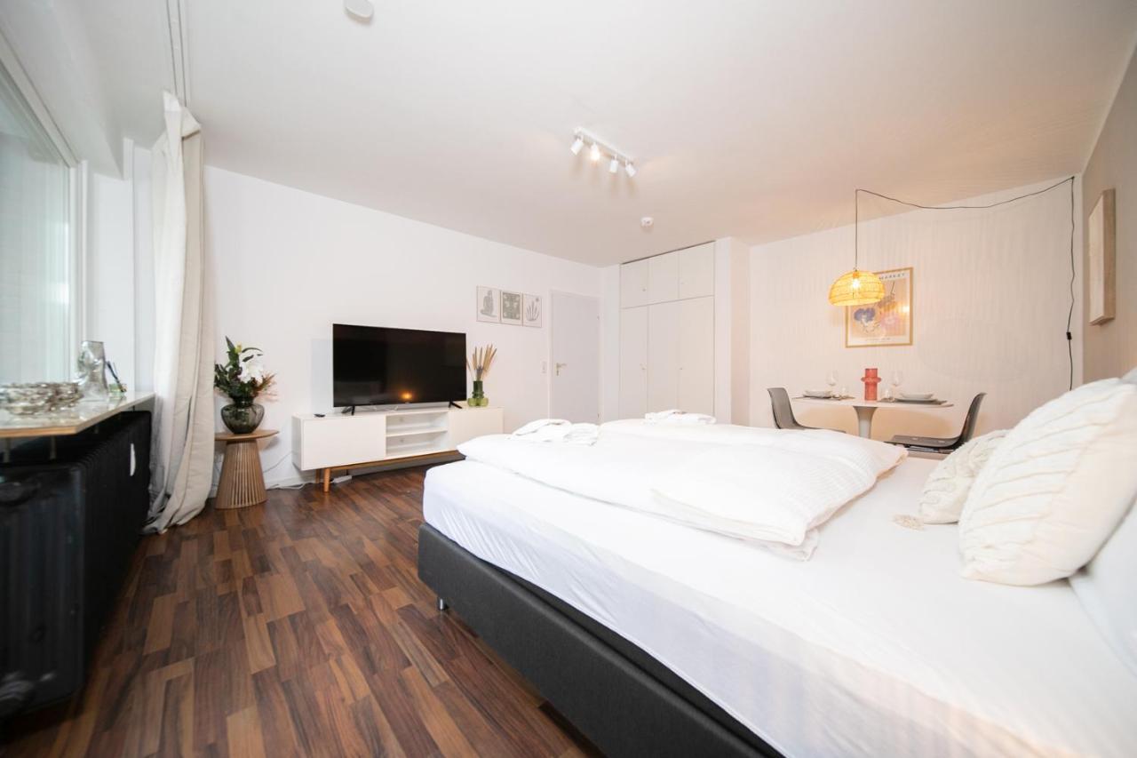 Favorite Stays - Suite And More - Westfeld Нойс Екстер'єр фото
