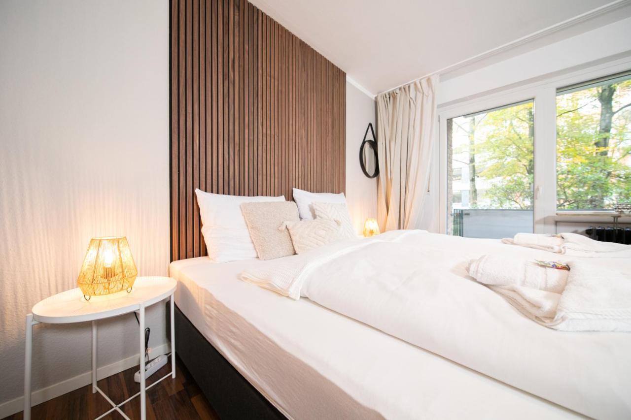 Favorite Stays - Suite And More - Westfeld Нойс Екстер'єр фото